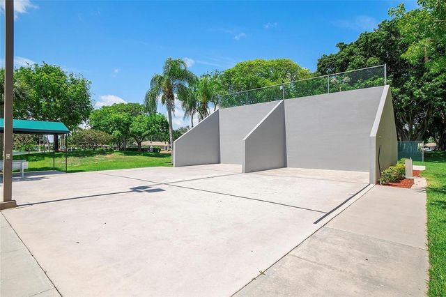 8230 Springtree Road, Boca Raton, FL 33496