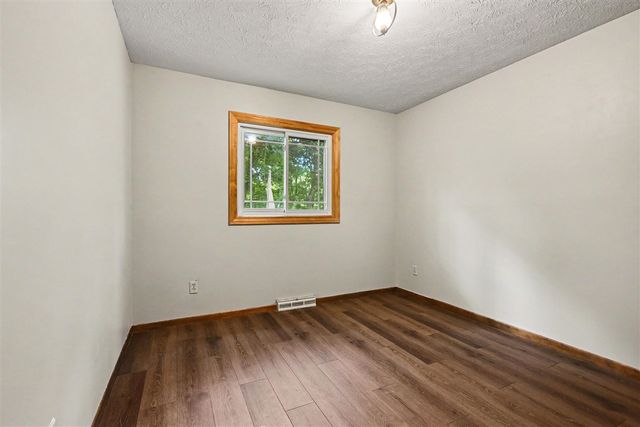 6080 Herring Road, Litchfield, MI 49252