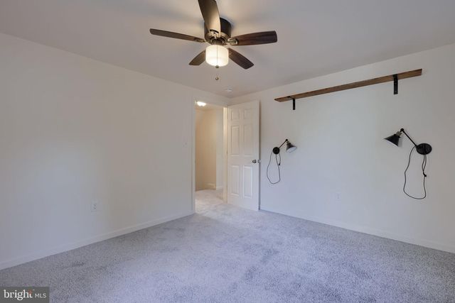130 S STATE ST, Brownstown, PA 17508