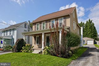 130 S STATE ST, Brownstown, PA 17508