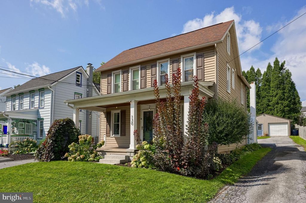130 S STATE ST, Brownstown, PA 17508