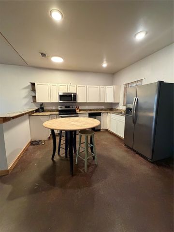 434 County Road 1127 N, Cumby, TX 75433