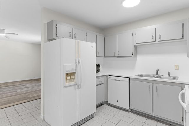 13868 York Court C, Wellington, FL 33414