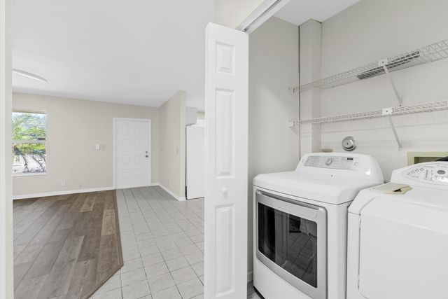 13868 York Court C, Wellington, FL 33414