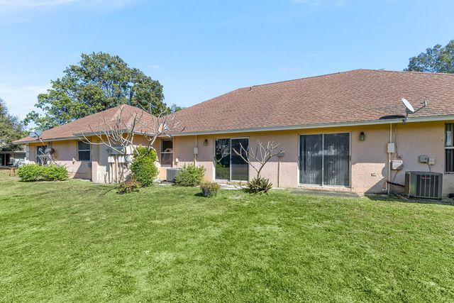 13868 York Court C, Wellington, FL 33414