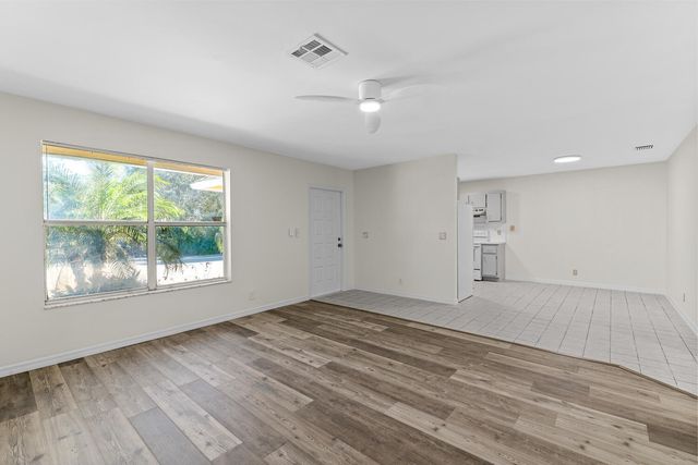 13868 York Court C, Wellington, FL 33414