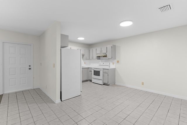 13868 York Court C, Wellington, FL 33414