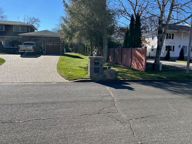 24 Colonial Drive, Waterford, CT 06385