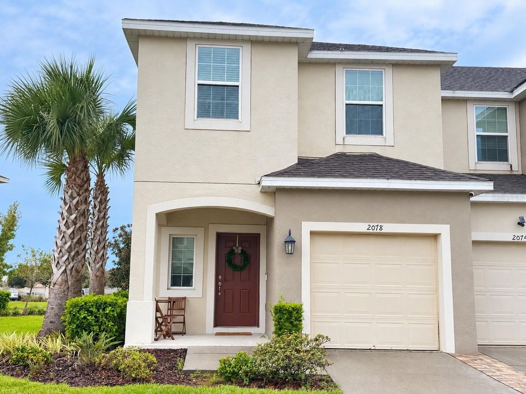 Image 1 of property listing at 2078 CRYSTAL BELL STREET, Orlando, FL 32824