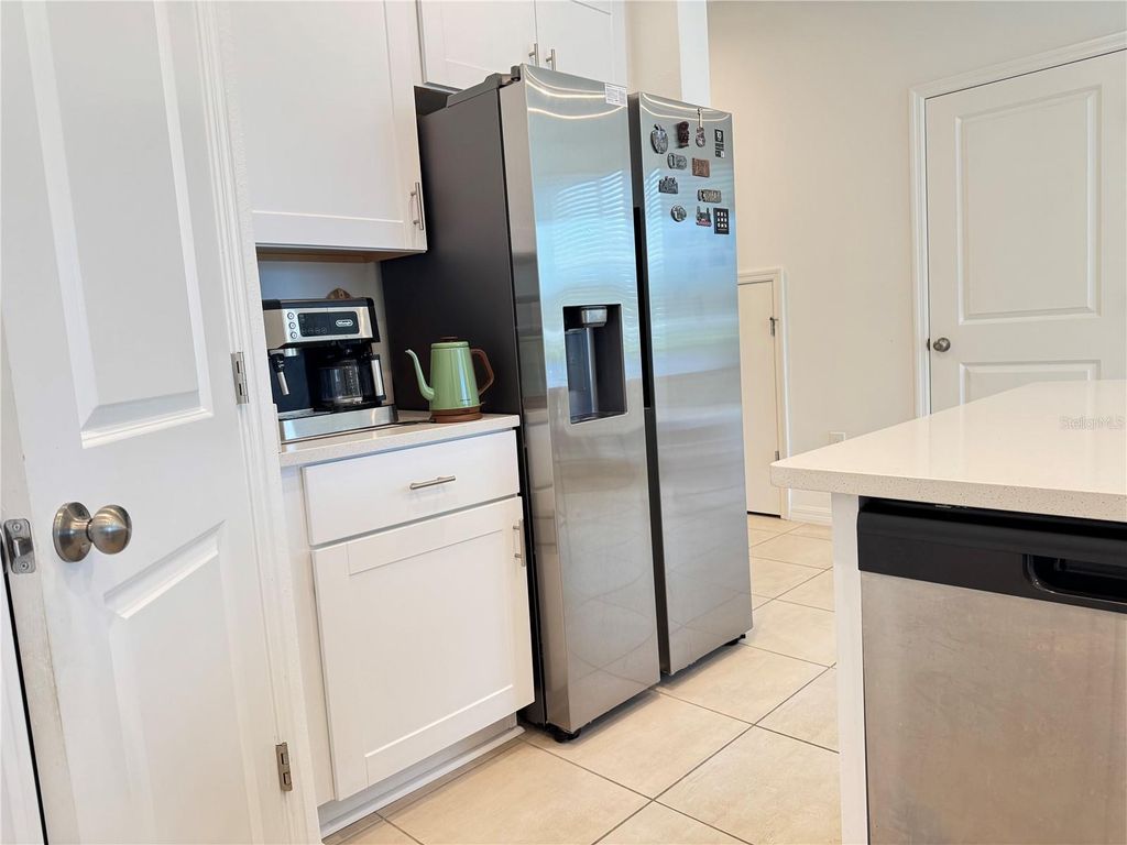 Image 15 of property listing at 2078 CRYSTAL BELL STREET, Orlando, FL 32824