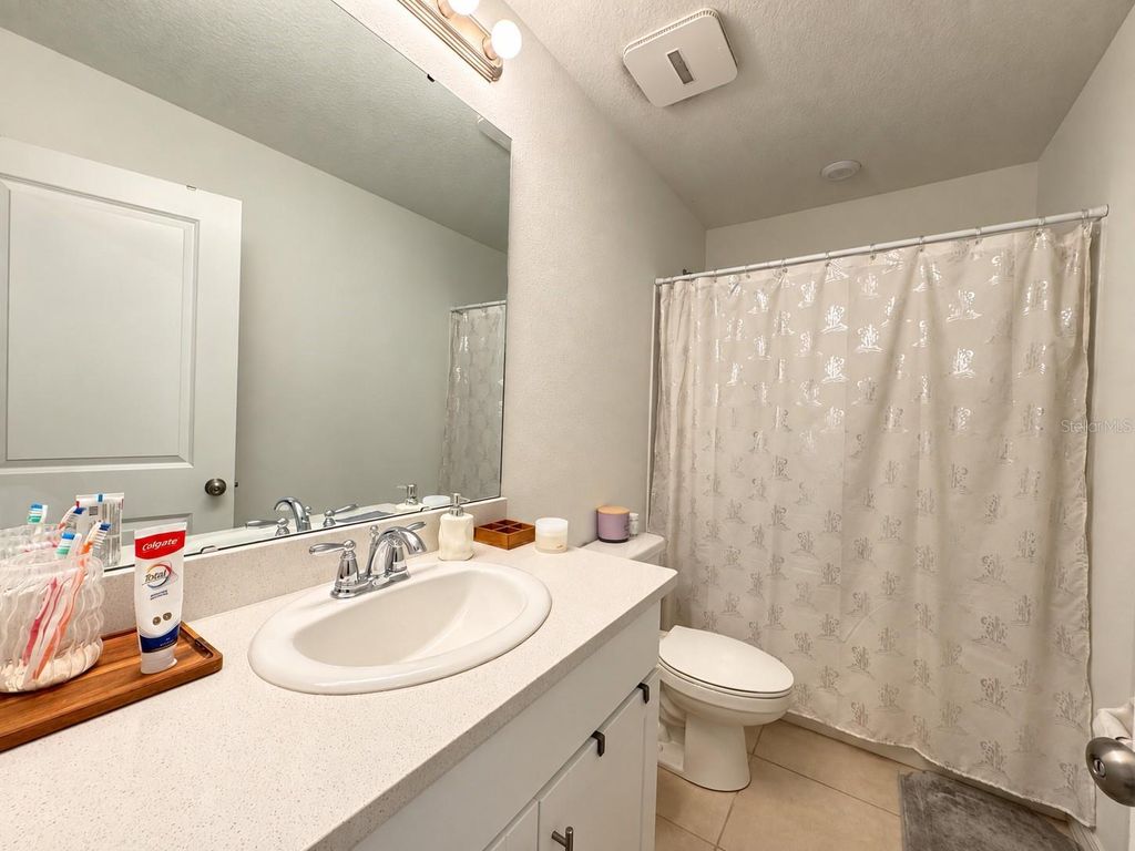 Image 24 of property listing at 2078 CRYSTAL BELL STREET, Orlando, FL 32824