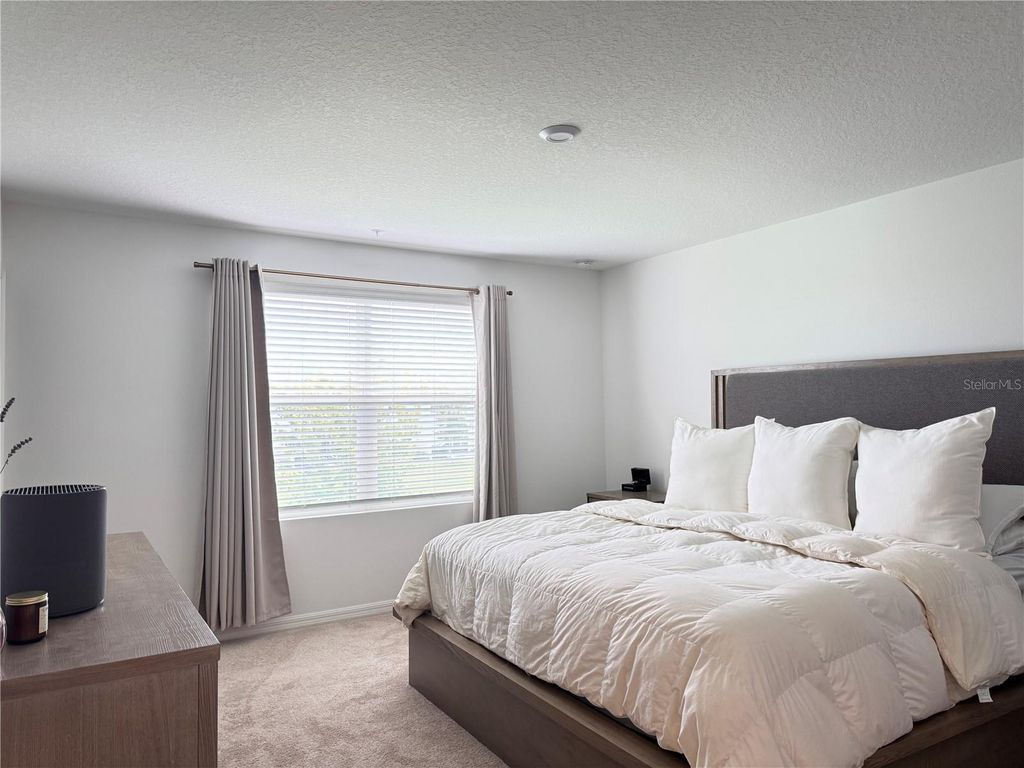 Image 27 of property listing at 2078 CRYSTAL BELL STREET, Orlando, FL 32824