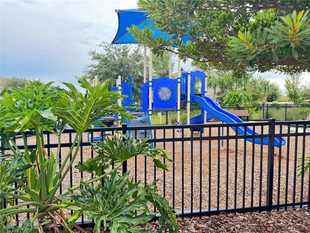 Image 41 of property listing at 2078 CRYSTAL BELL STREET, Orlando, FL 32824