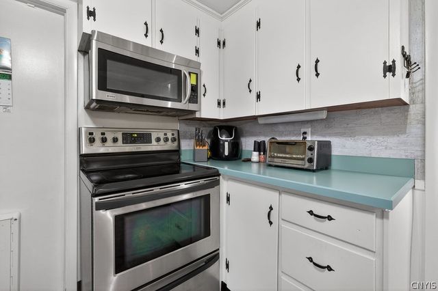 107 Sheraton Road, Onondaga, NY 13219