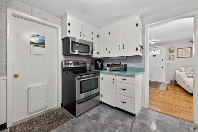 107 Sheraton Road, Onondaga, NY 13219