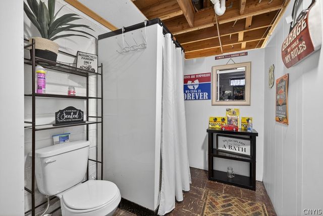 107 Sheraton Road, Onondaga, NY 13219