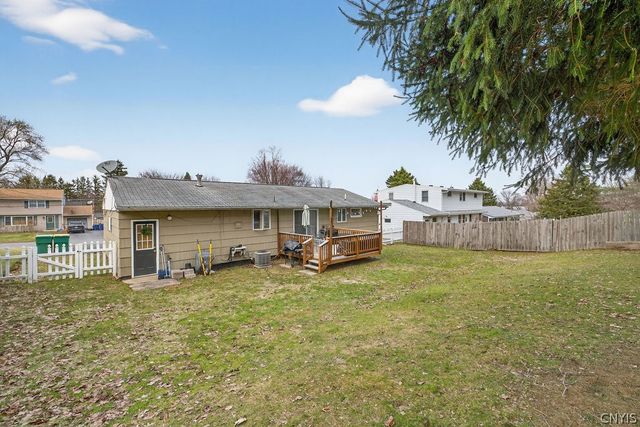 107 Sheraton Road, Onondaga, NY 13219