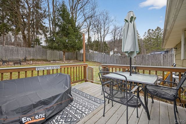 107 Sheraton Road, Onondaga, NY 13219