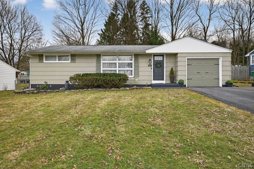 107 Sheraton Road, Onondaga, NY 13219