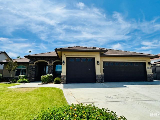 4214 Carosam Road, Bakersfield, CA 93314