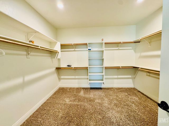 4214 Carosam Road, Bakersfield, CA 93314