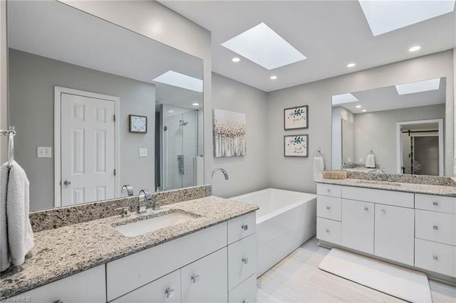 5928 Woodfield Drive, Kernersville, NC 27284