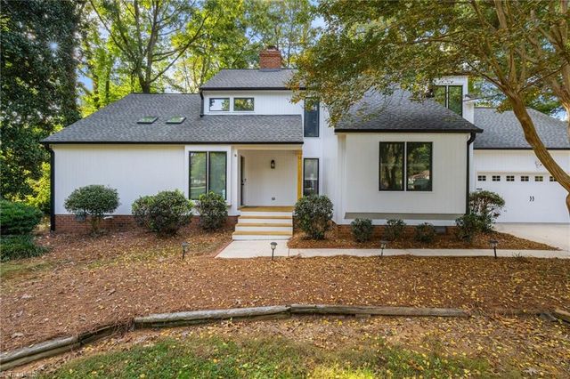 5928 Woodfield Drive, Kernersville, NC 27284