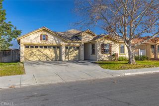 741 Amor, San Jacinto, CA 92582
