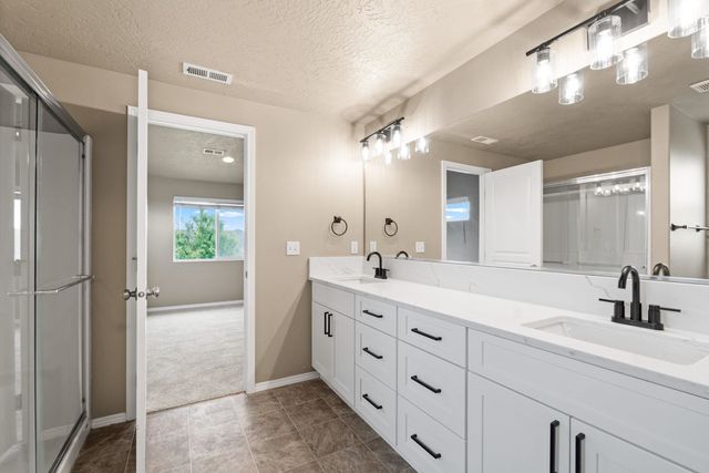 12424 W 1st Ave, Airway Heights, WA 99001