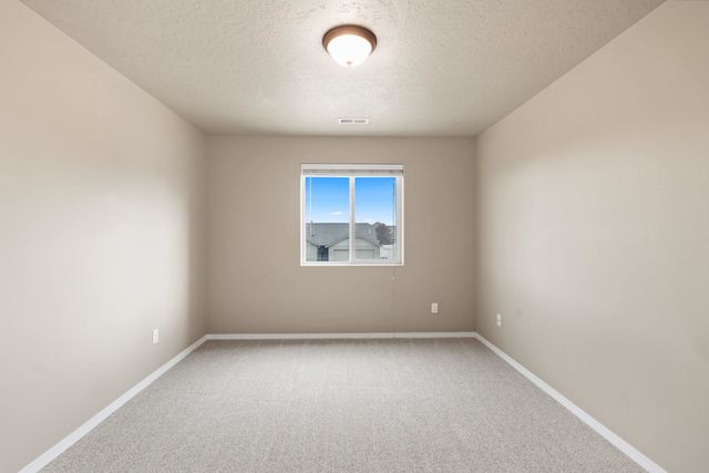 12424 W 1st Ave, Airway Heights, WA 99001
