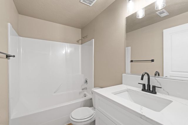 12424 W 1st Ave, Airway Heights, WA 99001