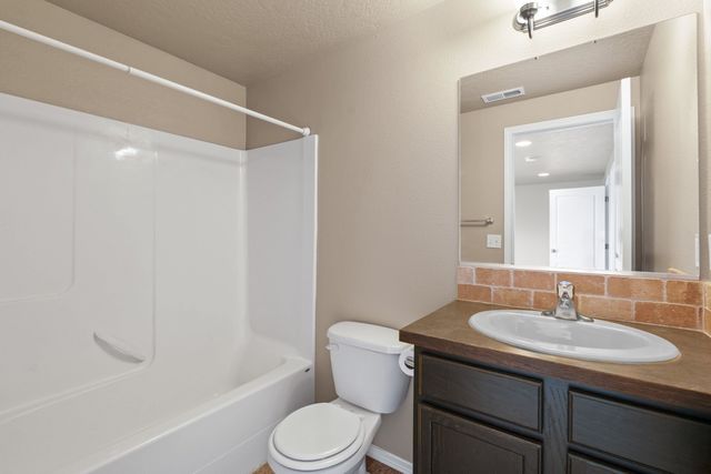 12424 W 1st Ave, Airway Heights, WA 99001
