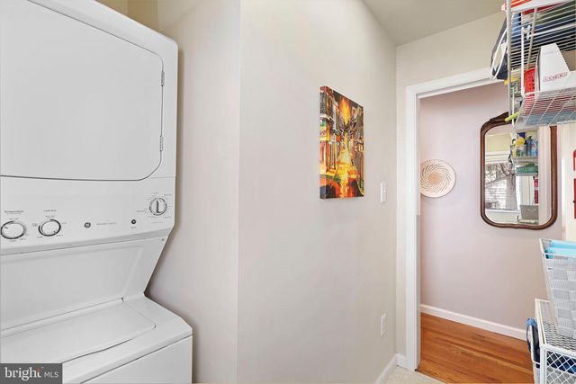 412 S MAPLE AVE, Purcellville, VA 20132