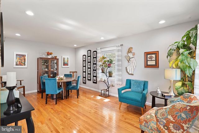 412 S MAPLE AVE, Purcellville, VA 20132