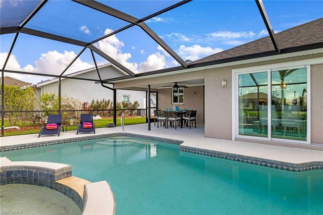 2307 SW 40th ST, Cape Coral, FL 33914