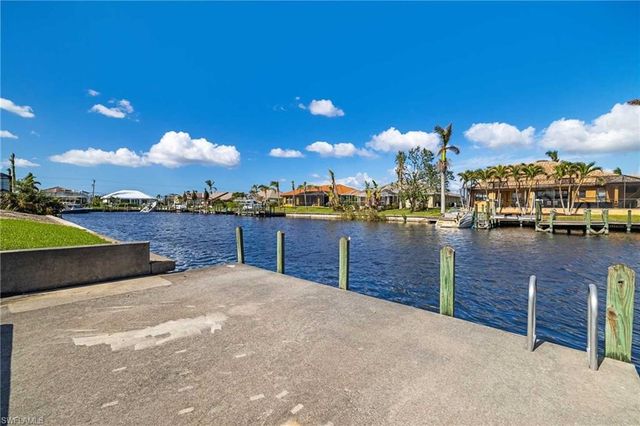 2307 SW 40th ST, Cape Coral, FL 33914