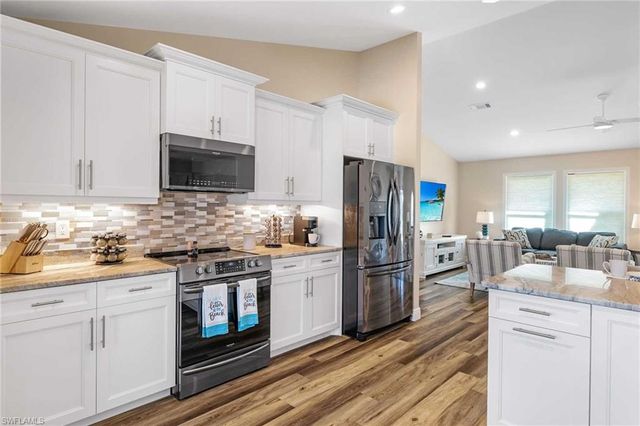 2307 SW 40th ST, Cape Coral, FL 33914