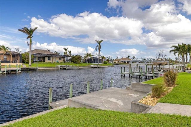 2307 SW 40th ST, Cape Coral, FL 33914