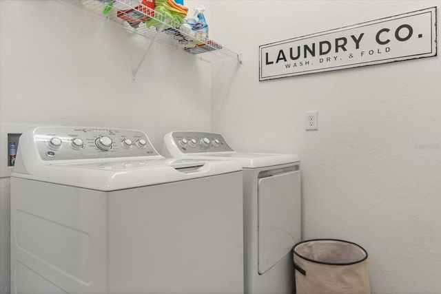 18113 GAWTHROP DRIVE 102, Lakewood Ranch, FL 34211