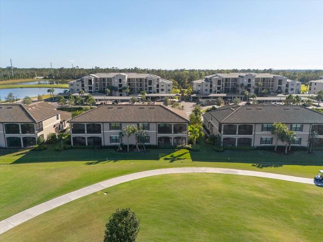 18113 GAWTHROP DRIVE 102, Lakewood Ranch, FL 34211