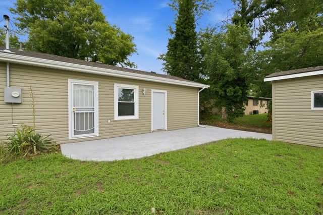 2918 N Vassar, Wichita, KS 67220