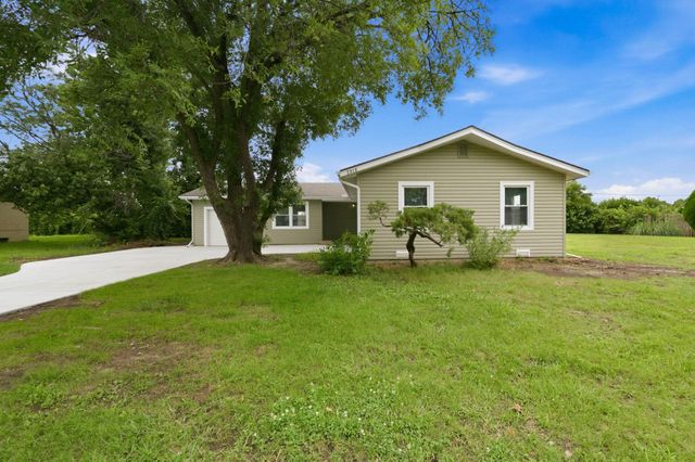 2918 N Vassar, Wichita, KS 67220