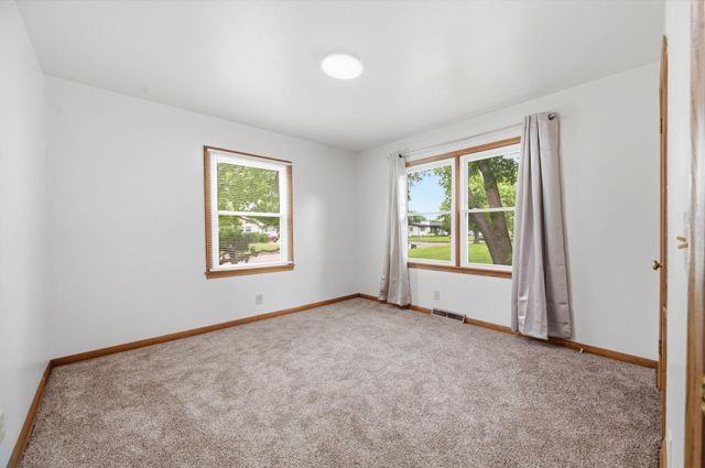 2918 N Vassar, Wichita, KS 67220