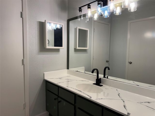 2611 Grants Lake Boulevard 238, Sugar Land, TX 77479