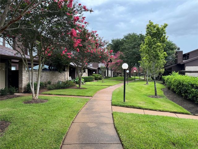 2611 Grants Lake Boulevard 238, Sugar Land, TX 77479