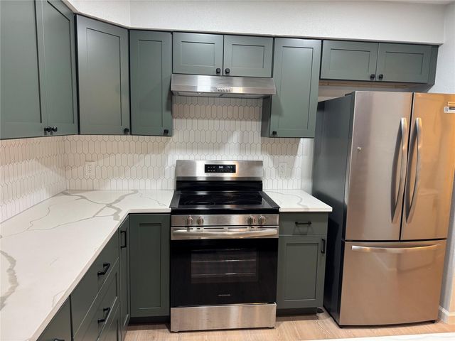 2611 Grants Lake Boulevard 238, Sugar Land, TX 77479