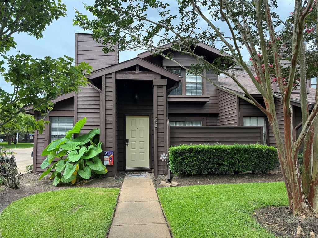 2611 Grants Lake Boulevard 238, Sugar Land, TX 77479