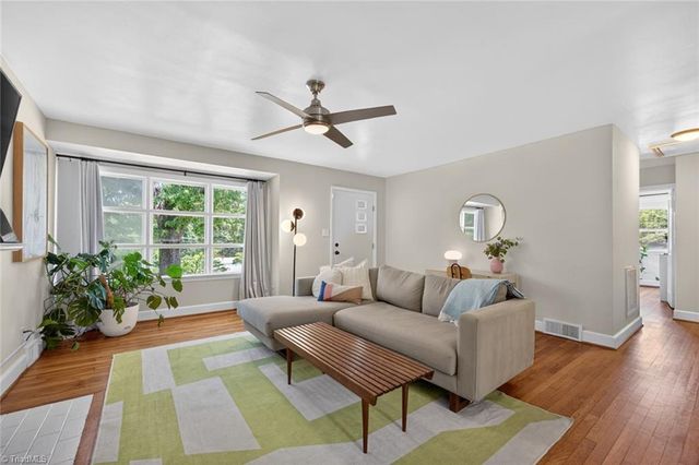215 S Lindell Road, Greensboro, NC 27403