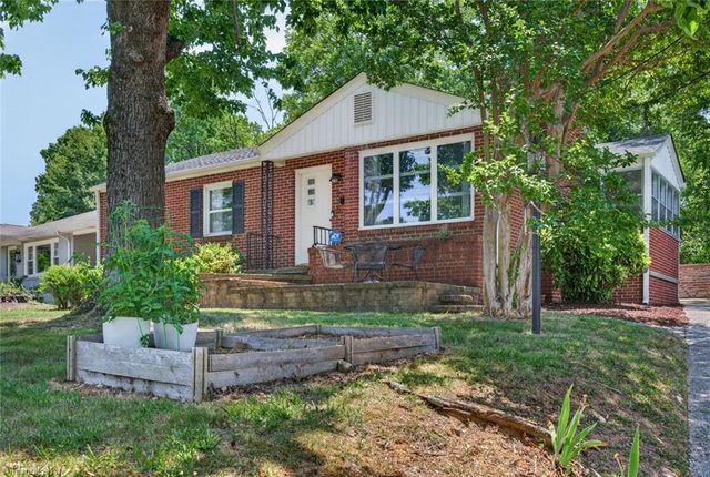 215 S Lindell Road, Greensboro, NC 27403