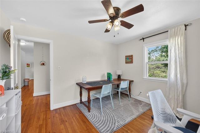 215 S Lindell Road, Greensboro, NC 27403